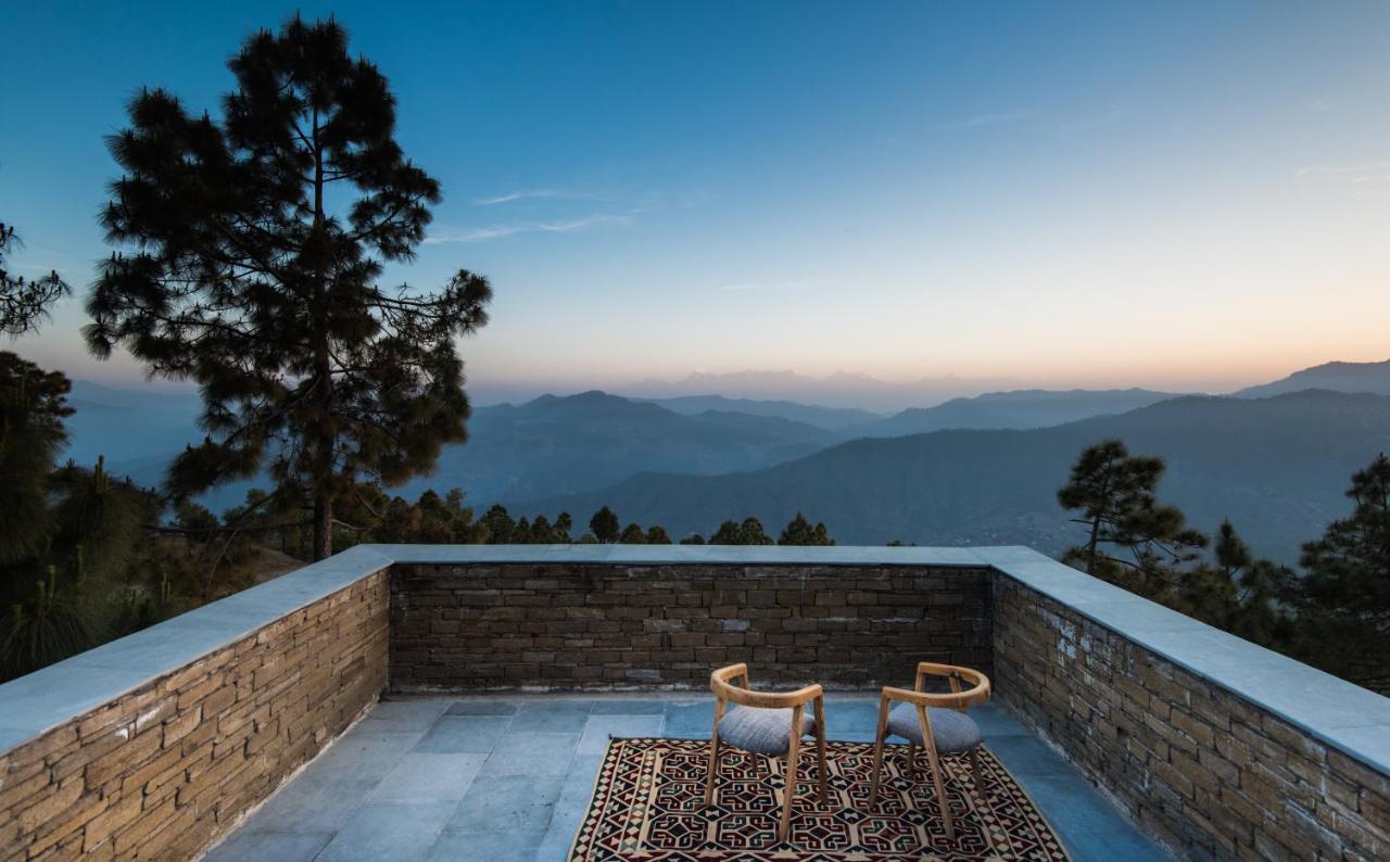 The Kumaon Hotel Binsar Eksteriør billede